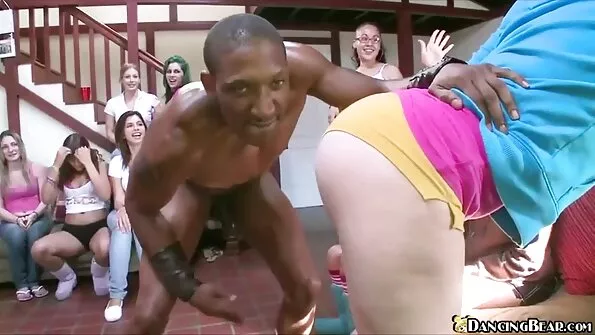 Ademenind prietenul porno cu pulosi surorii tale cu Stephan Dawson