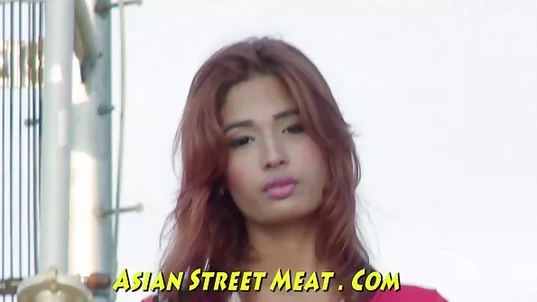 Slutty iubește o porno cu blonde bune de pula jucărie sexuală