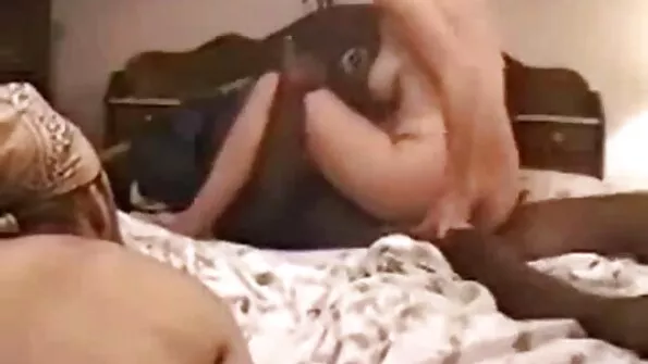 Superba milf fierbinte filme porno cu fete blonde în trei Bayan