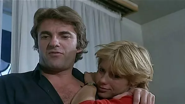 Teeny iubitorii-Alisha Brendy-Teeny în roșu joacă cu filme porno cu blonde virgine un cocoș