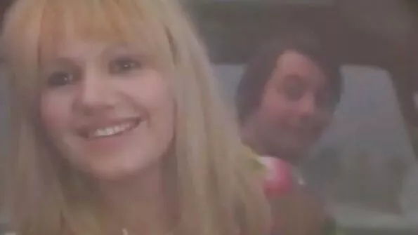 Ia-o leagăn filme xxx blonde bune