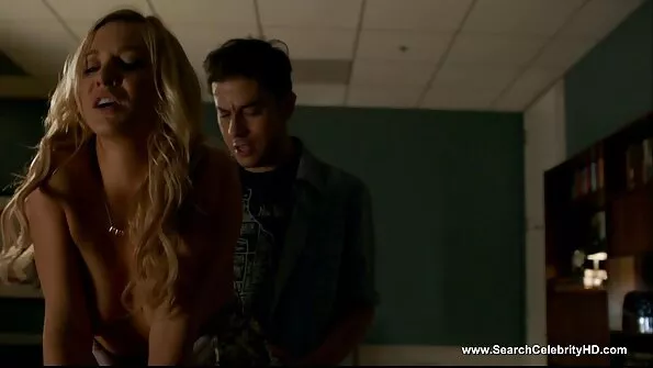 Sabrina Lopes Seria sex cu fete blonde 1, scena # 01