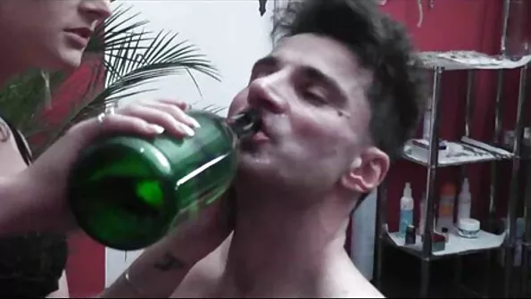 Duș punctul porno cu blonde tinere culminant-10 orgasme