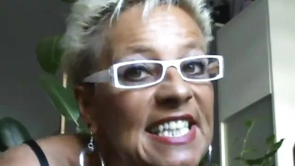 mama vitregă măgar distrus în gangbang filme porno cu blonde bune