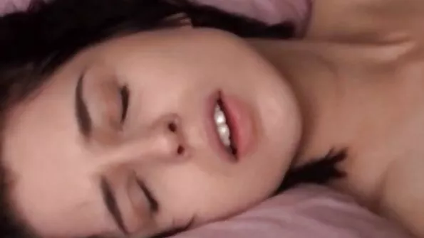 Teenie TS Zeita filme porno blonde xxx Gabrielly Ferraz o face să țină pounding după creampi