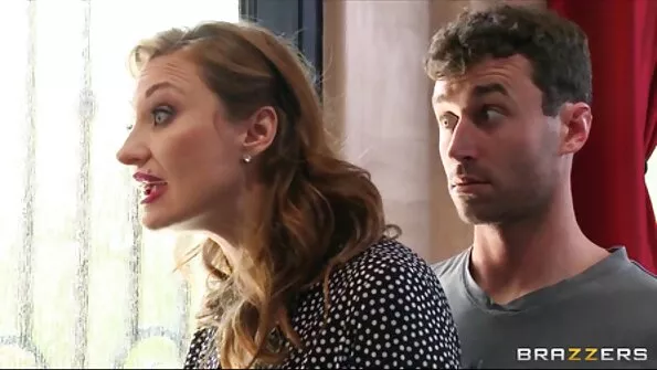 Spaniolă asiatice squirts filme porno cu fete blonde în cafenea